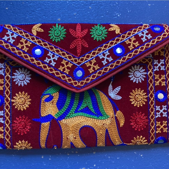 Source Unknown Handbags - Elephant Embroidered Bag